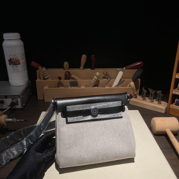 Hermes Herbag, Grey